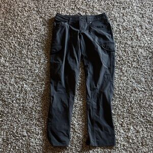 Kuhl Size 2 Short Women’s Pants